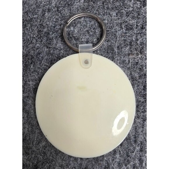 1982 Worlds Fair Knoxville Tennessee Round Keychain Souvenir - Picture 3 of 3